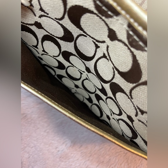 Coach Bleecker Signature Tote Gold Khaki - Picture 9 of 15